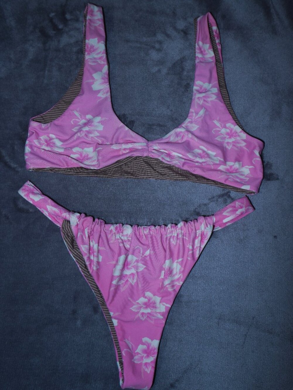 Acacia Neon Vintage Set